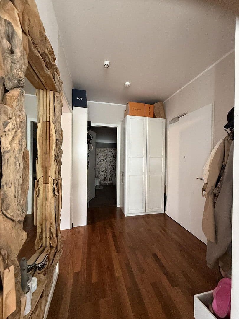 Prodej bytu 3+1 113 m², Berlin, Berlín Prodej bytu 3+1 113 m², Berlin, Berlín