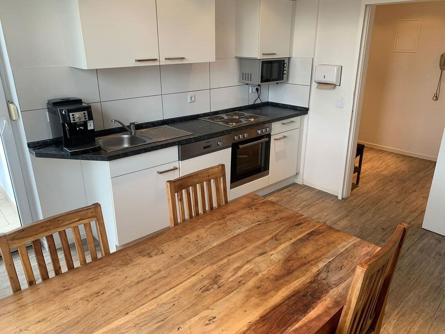 Pronájem bytu 3+1 85 m², Am Emmersberg 43, Saarbrücken, Země Sársko Pronájem bytu 3+1 85 m², Am Emmersberg 43, Saarbrücken, Země Sársko