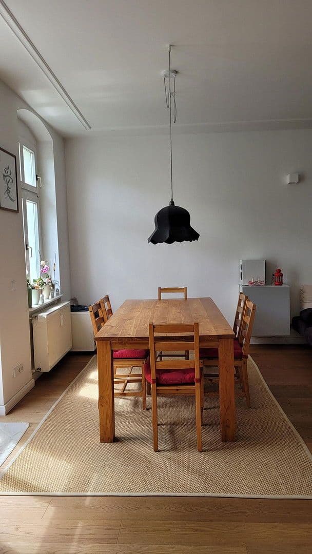 Prodej bytu 3+1 110 m², Florastr. 33B, Berlin, Berlín Prodej bytu 3+1 110 m², Florastr. 33B, Berlin, Berlín