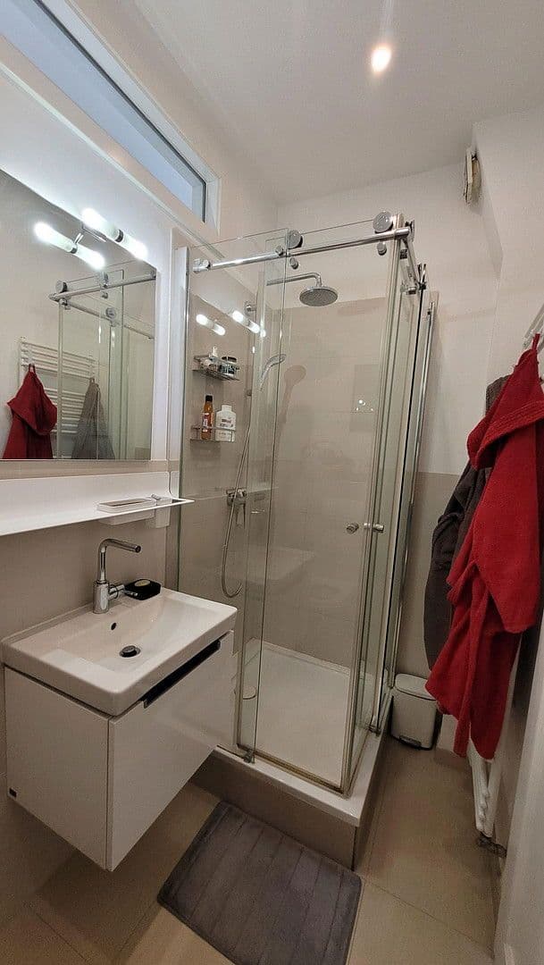 Prodej bytu 3+1 110 m², Florastr. 33B, Berlin, Berlín Prodej bytu 3+1 110 m², Florastr. 33B, Berlin, Berlín