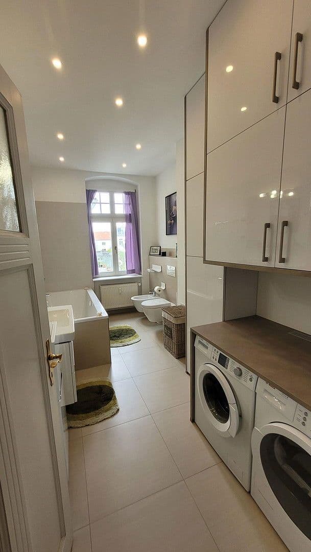 Prodej bytu 3+1 110 m², Florastr. 33B, Berlin, Berlín Prodej bytu 3+1 110 m², Florastr. 33B, Berlin, Berlín