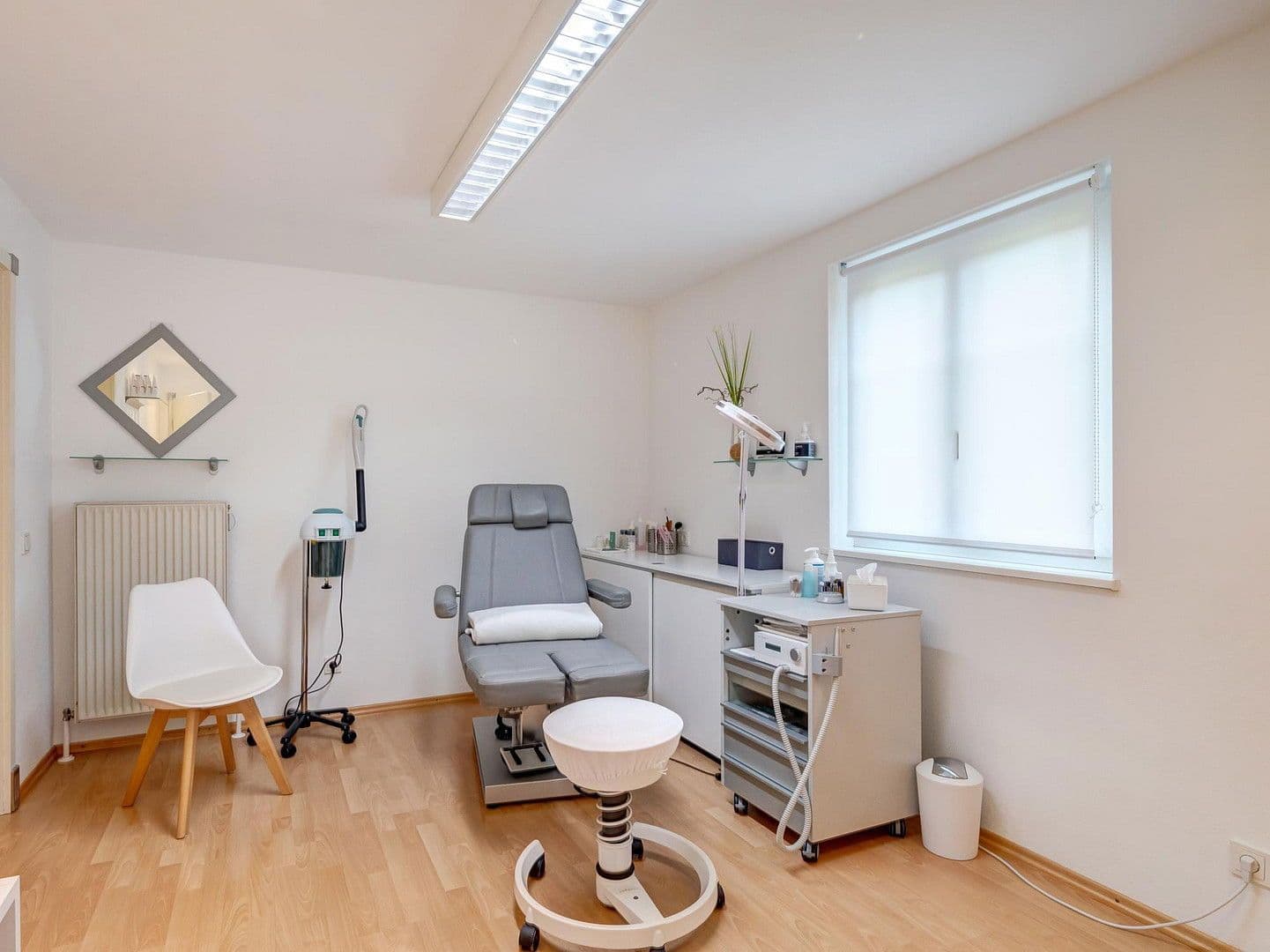 Prodej domu 237 m², pozemek 992 m², Reichertshausen - Steinkirchen, Bavorsko Prodej domu 237 m², pozemek 992 m², Reichertshausen - Steinkirchen, Bavorsko