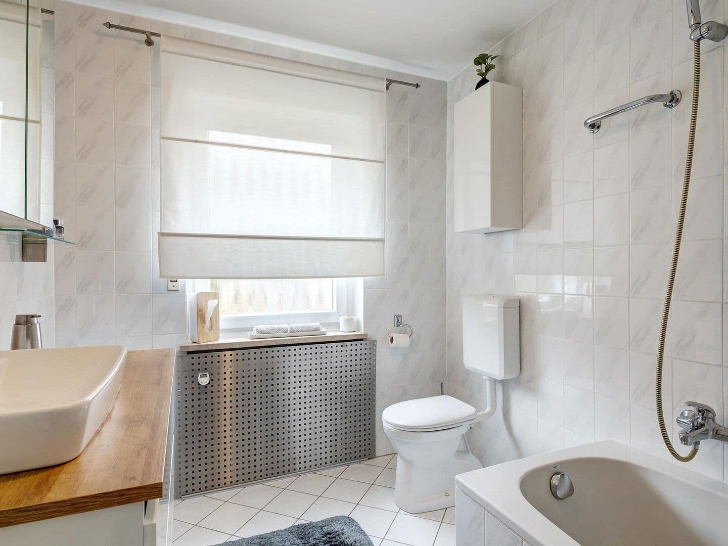 Prodej domu 237 m², pozemek 992 m², Reichertshausen - Steinkirchen, Bavorsko Prodej domu 237 m², pozemek 992 m², Reichertshausen - Steinkirchen, Bavorsko