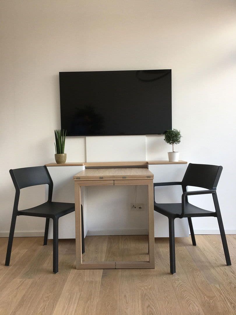 Pronájem bytu 1+1 29 m², Am Neudeck 12, München, Bavorsko Pronájem bytu 1+1 29 m², Am Neudeck 12, München, Bavorsko