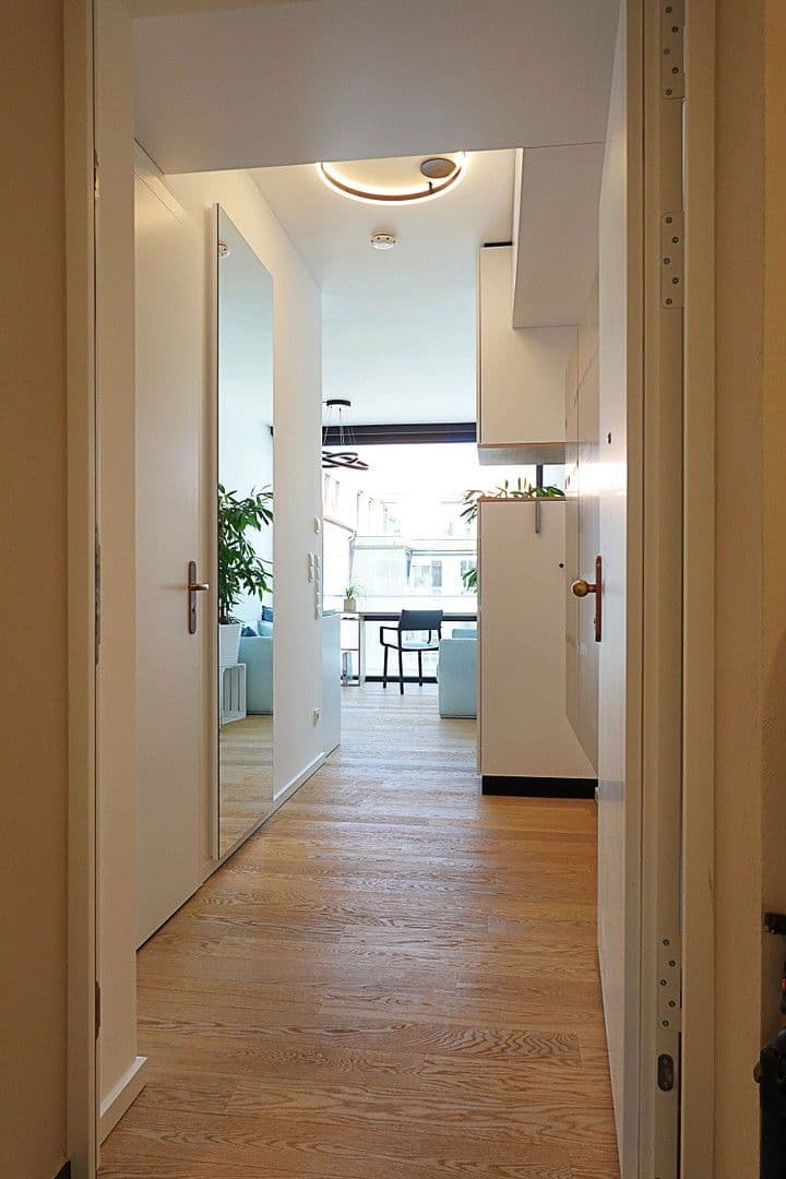 Pronájem bytu 1+1 29 m², Am Neudeck 12, München, Bavorsko Pronájem bytu 1+1 29 m², Am Neudeck 12, München, Bavorsko