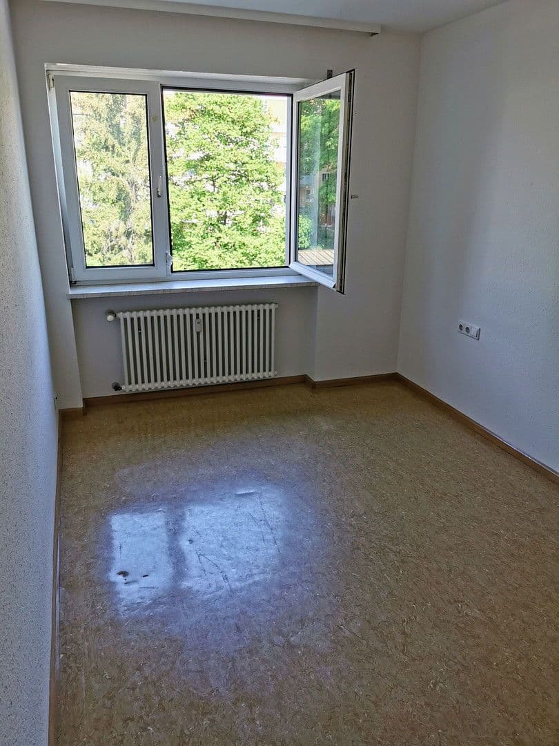 Pronájem bytu 3+1 88 m², Bad Säckingen, Bádensko-Württembersko Pronájem bytu 3+1 88 m², Bad Säckingen, Bádensko-Württembersko