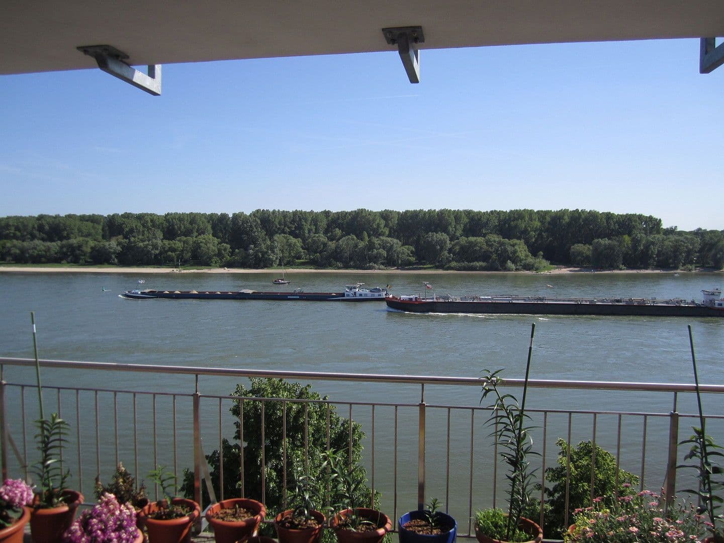 Pronájem bytu 3+1 98 m², Köln, Severní Porýní-Vestfálsko Pronájem bytu 3+1 98 m², Köln, Severní Porýní-Vestfálsko