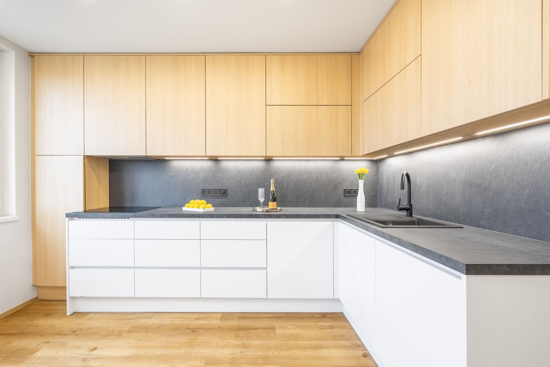 Prodej bytu 3+1 79 m², Vybíralova, Praha, Praha Prodej bytu 3+1 79 m², Vybíralova, Praha, Praha