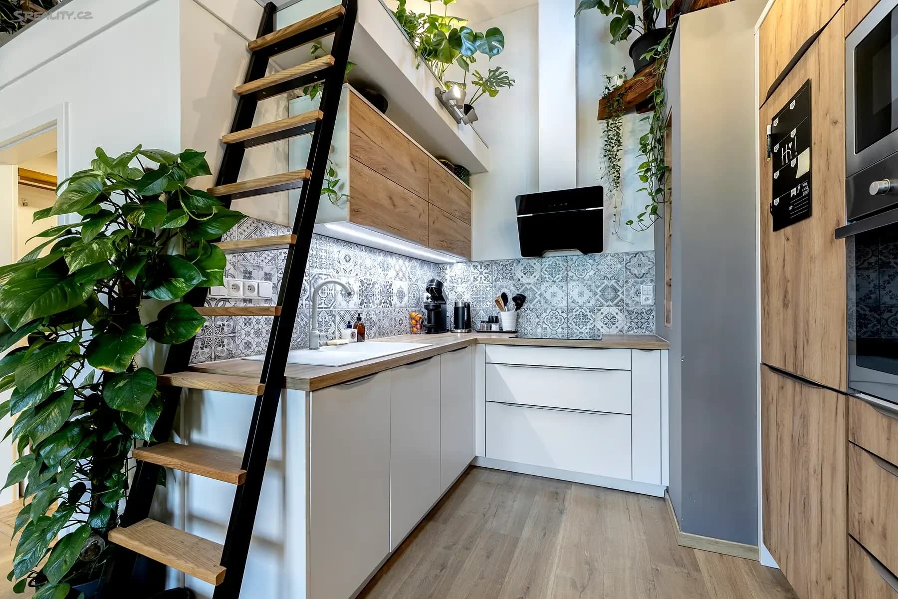 Pronájem bytu 2+kk 47 m², Kotlaska, Praha, Praha Pronájem bytu 2+kk 47 m², Kotlaska, Praha, Praha