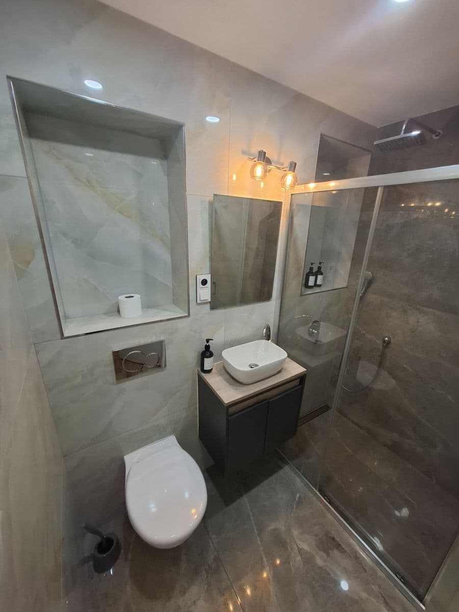 Pronájem bytu 1+kk 25 m², Korunní, Praha, Praha Pronájem bytu 1+kk 25 m², Korunní, Praha, Praha