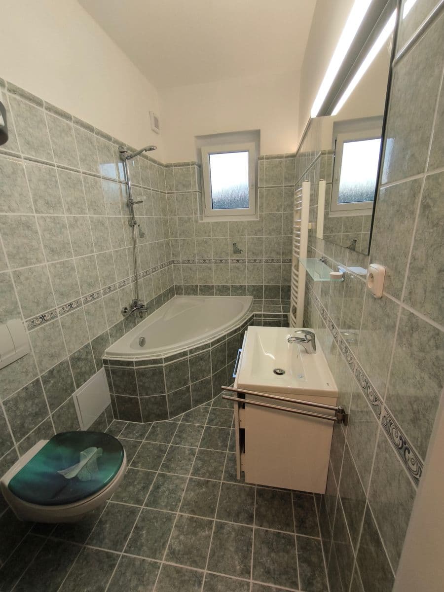 Pronájem bytu 3+kk 55 m², Pokratická, Litoměřice, Ústecký kraj Pronájem bytu 3+kk 55 m², Pokratická, Litoměřice, Ústecký kraj