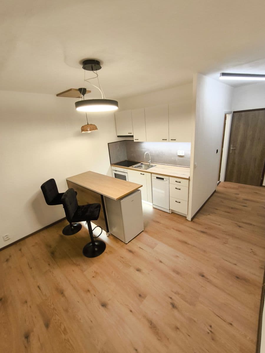 Pronájem bytu 2+kk 36 m², Příbramská, Verneřice, Ústecký kraj Pronájem bytu 2+kk 36 m², Příbramská, Verneřice, Ústecký kraj