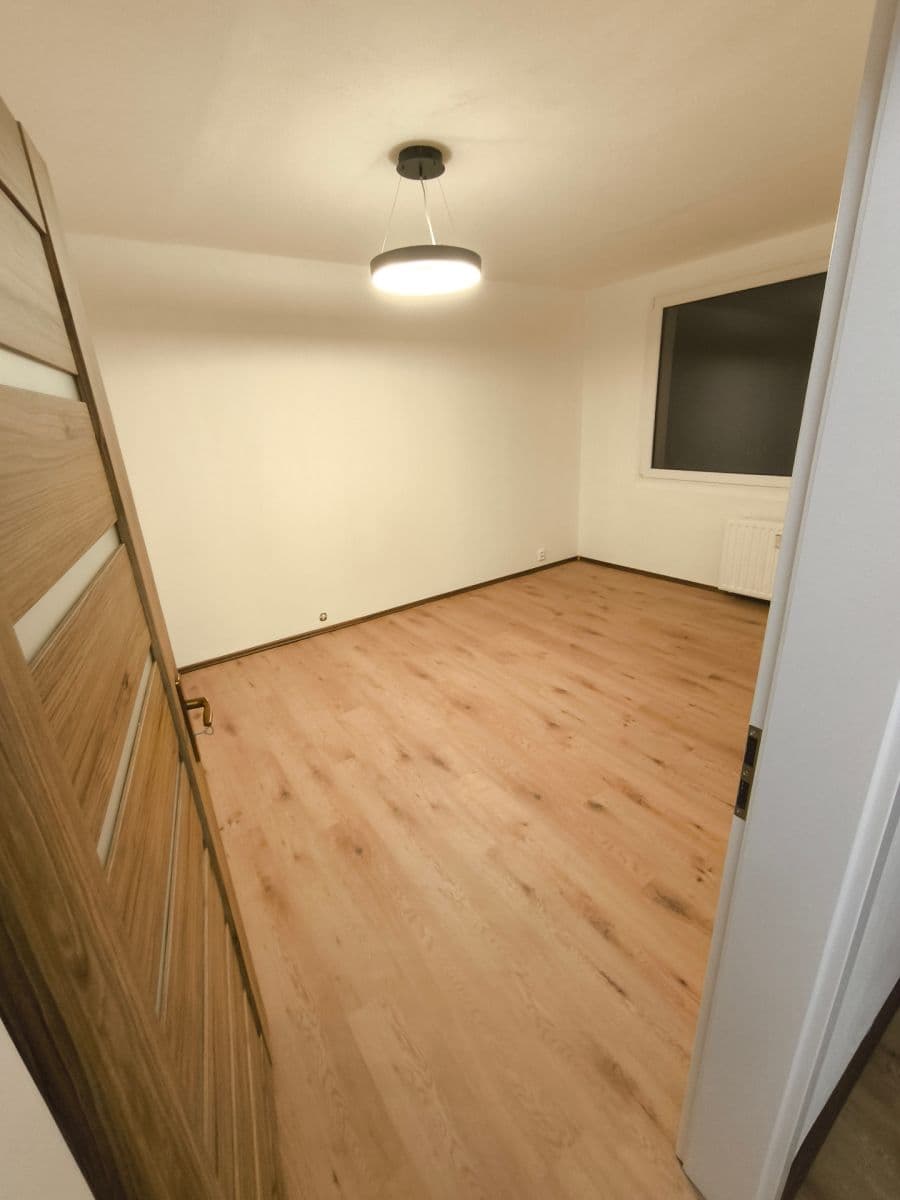 Pronájem bytu 2+kk 36 m², Příbramská, Verneřice, Ústecký kraj Pronájem bytu 2+kk 36 m², Příbramská, Verneřice, Ústecký kraj