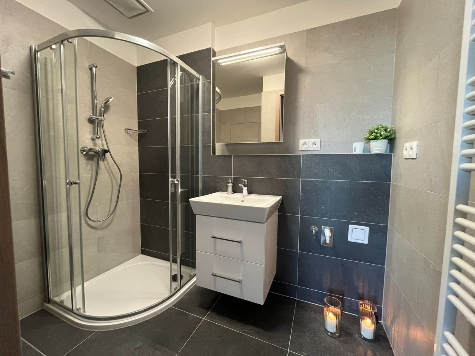 Pronájem bytu 2+kk 52 m², Plk. Loudy, Kutná Hora, Středočeský kraj Pronájem bytu 2+kk 52 m², Plk. Loudy, Kutná Hora, Středočeský kraj