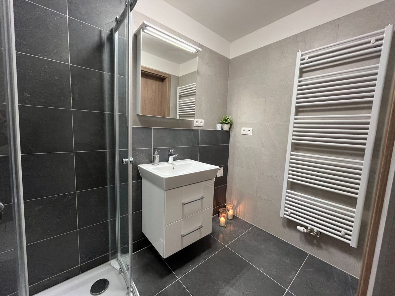 Pronájem bytu 2+kk 52 m², Plk. Loudy, Kutná Hora, Středočeský kraj Pronájem bytu 2+kk 52 m², Plk. Loudy, Kutná Hora, Středočeský kraj