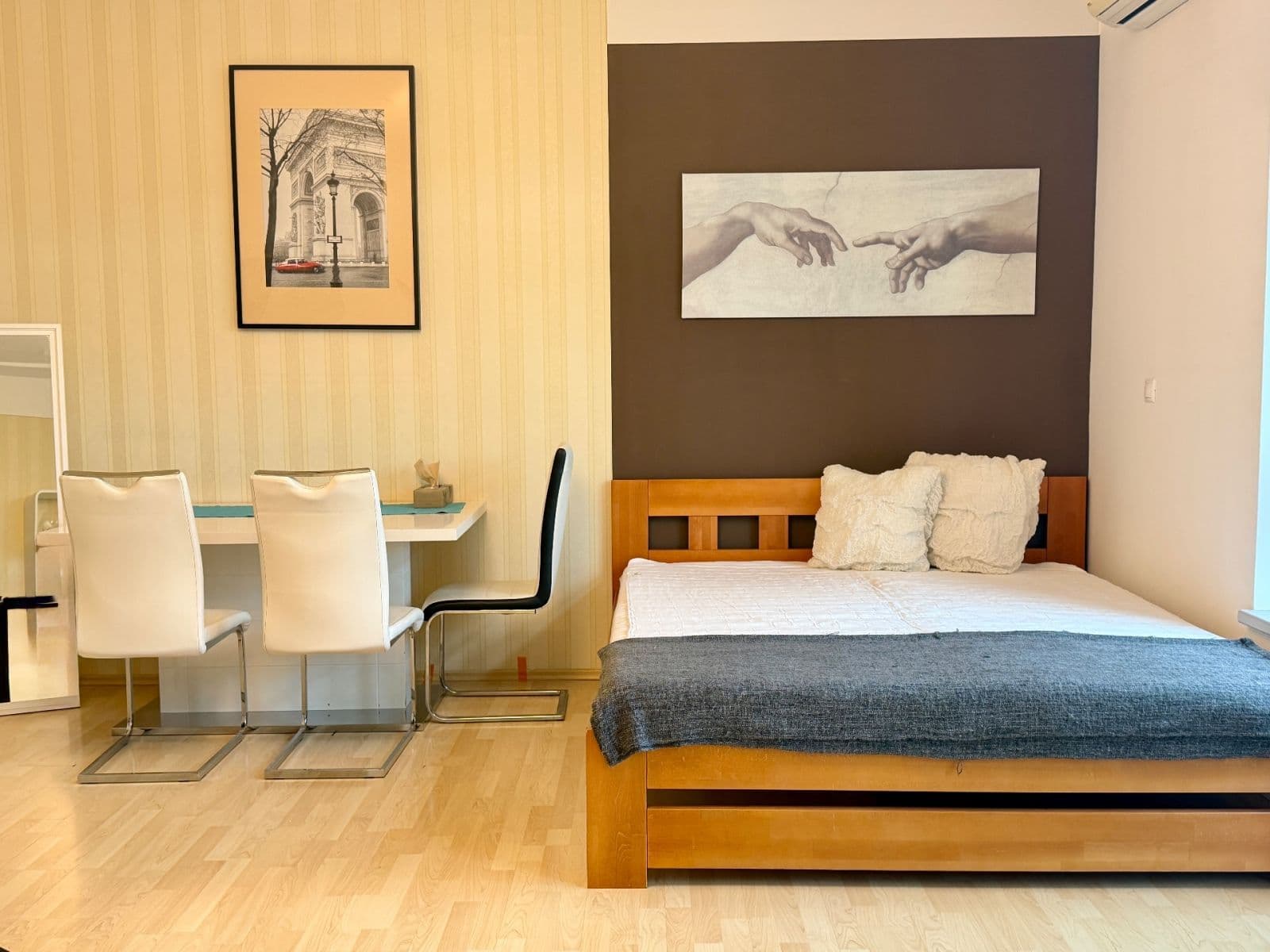 Pronájem bytu 1+kk 43 m², Českomoravská, Praha, Praha Pronájem bytu 1+kk 43 m², Českomoravská, Praha, Praha