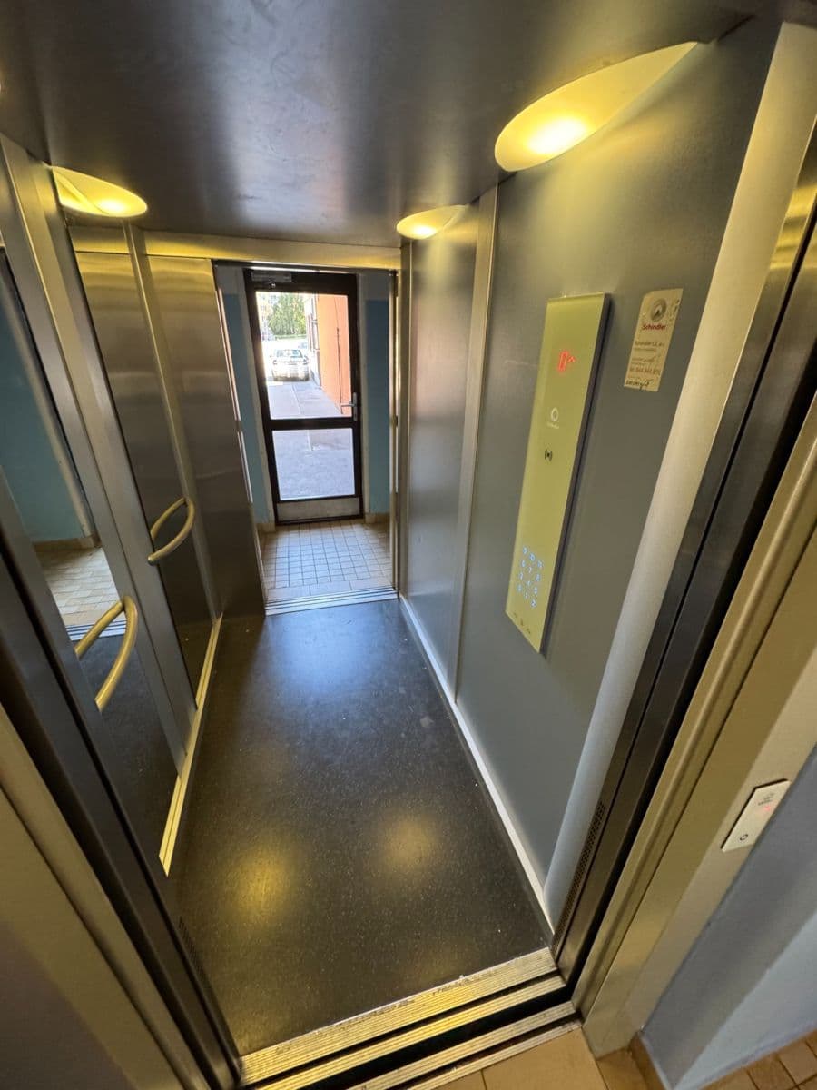 Pronájem bytu 1+kk 32 m², U Kamýku, Praha, Praha Pronájem bytu 1+kk 32 m², U Kamýku, Praha, Praha