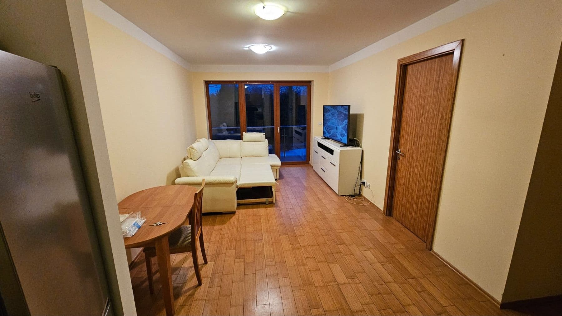 Pronájem bytu 2+kk 47 m², V Lázních, Jesenice, Středočeský kraj Pronájem bytu 2+kk 47 m², V Lázních, Jesenice, Středočeský kraj