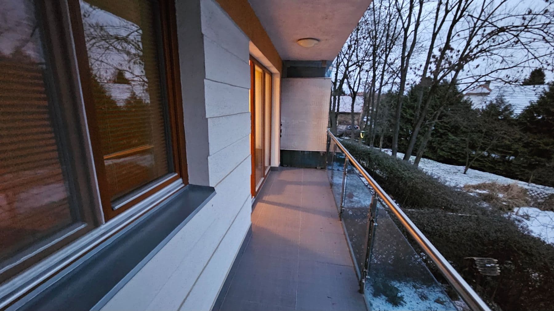 Pronájem bytu 2+kk 47 m², V Lázních, Jesenice, Středočeský kraj Pronájem bytu 2+kk 47 m², V Lázních, Jesenice, Středočeský kraj