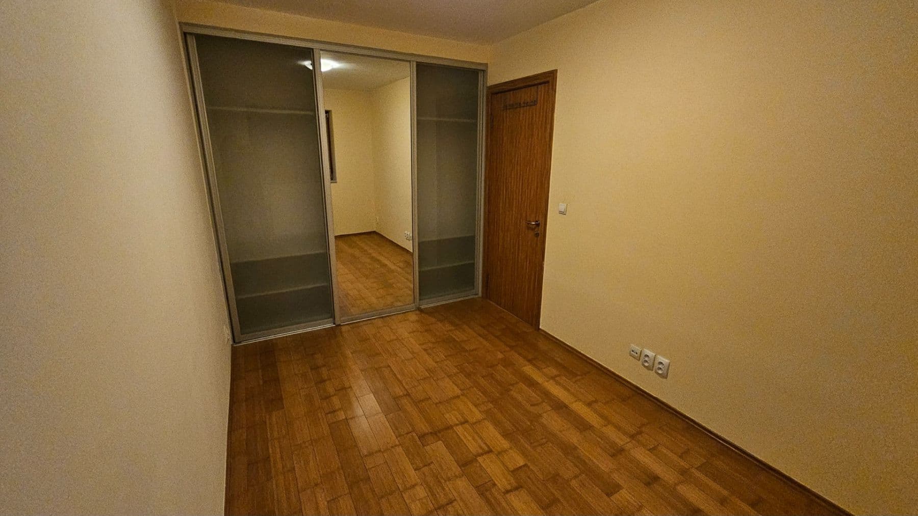 Pronájem bytu 2+kk 47 m², V Lázních, Jesenice, Středočeský kraj Pronájem bytu 2+kk 47 m², V Lázních, Jesenice, Středočeský kraj