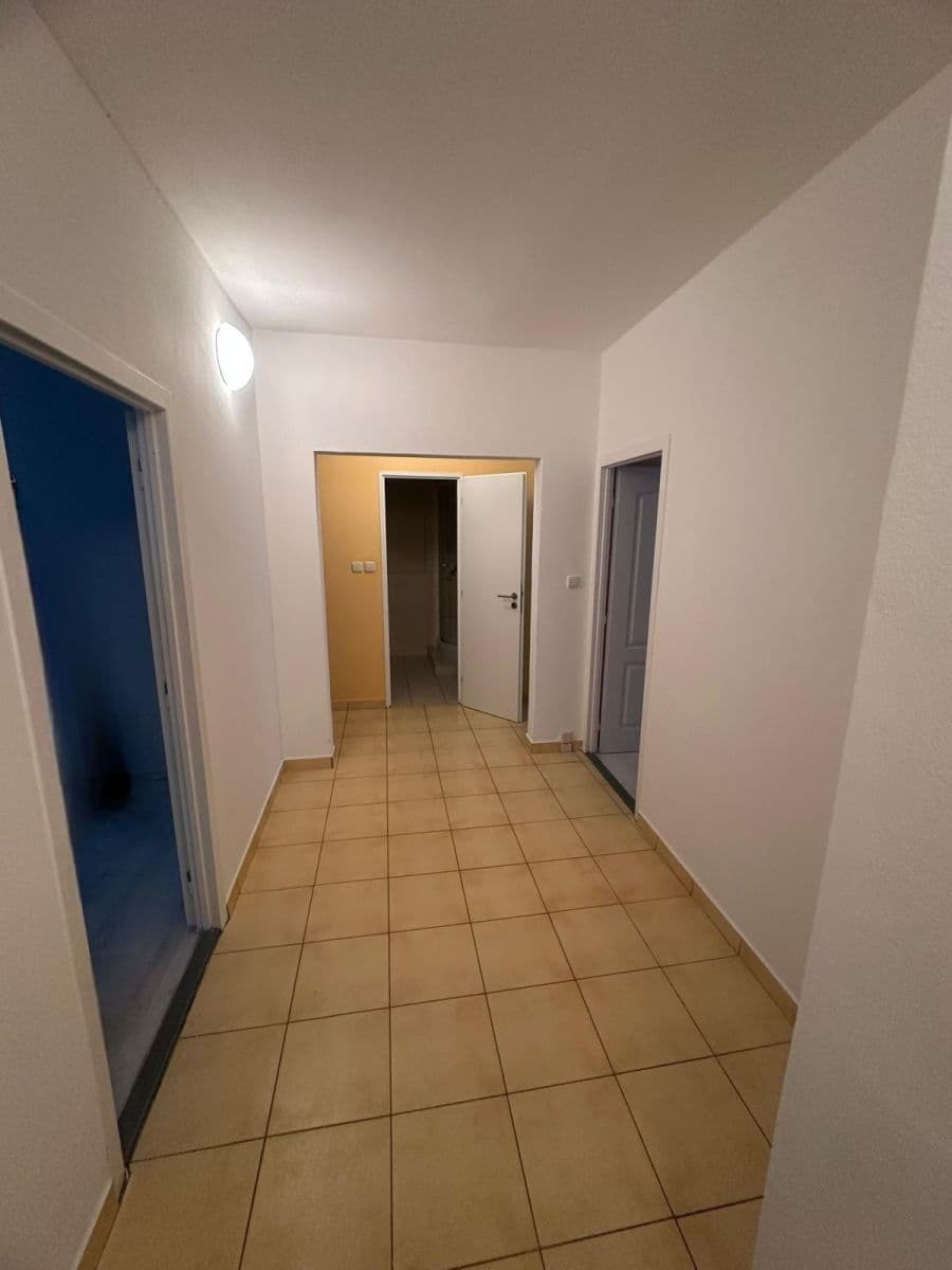 Pronájem bytu 3+1 70 m², Bohumíra Četyny, Ostrava, Moravskoslezský kraj Pronájem bytu 3+1 70 m², Bohumíra Četyny, Ostrava, Moravskoslezský kraj