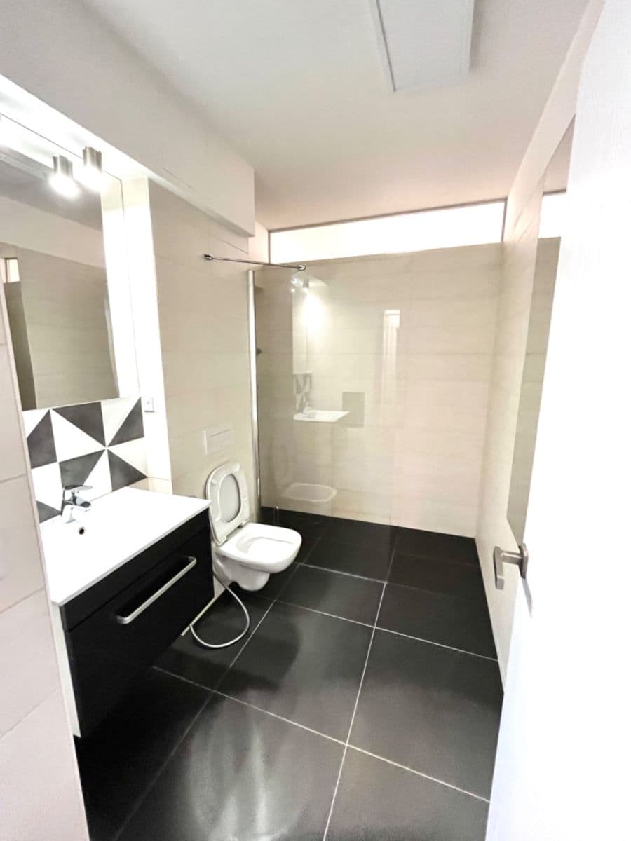 Pronájem bytu 3+1 75 m², Zahradníkova, Mladá Boleslav, Středočeský kraj Pronájem bytu 3+1 75 m², Zahradníkova, Mladá Boleslav, Středočeský kraj