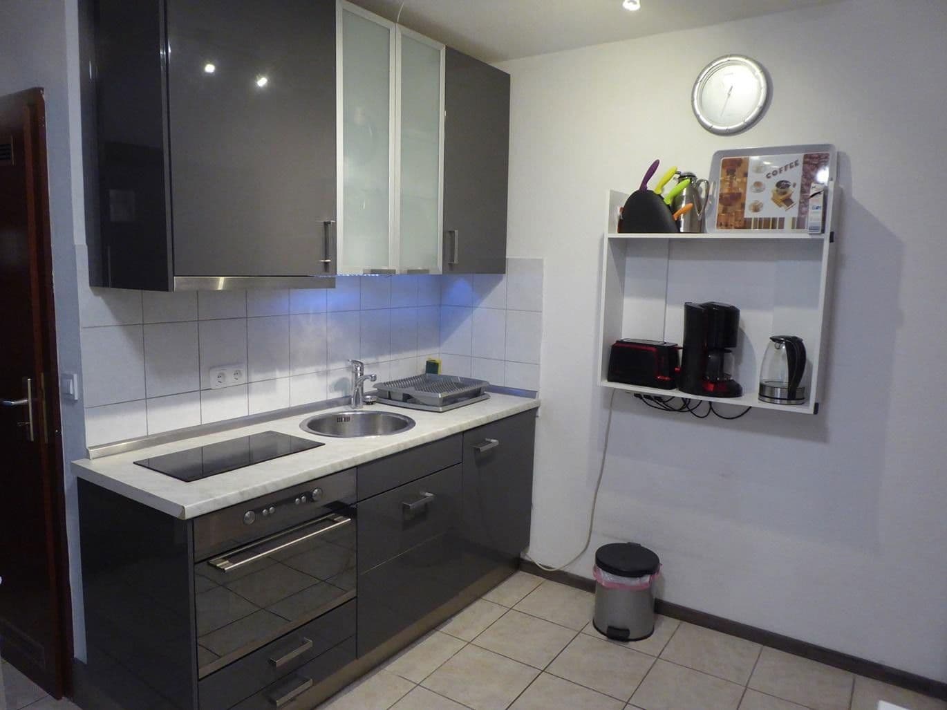 Pronájem bytu 2+1 44 m², Rheinäuser Str. 103, Mannheim, Bádensko-Württembersko Pronájem bytu 2+1 44 m², Rheinäuser Str. 103, Mannheim, Bádensko-Württembersko