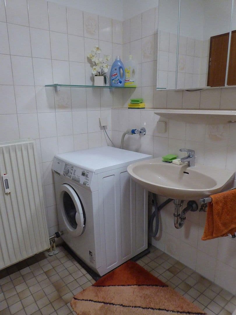 Pronájem bytu 2+1 44 m², Rheinäuser Str. 103, Mannheim, Bádensko-Württembersko Pronájem bytu 2+1 44 m², Rheinäuser Str. 103, Mannheim, Bádensko-Württembersko