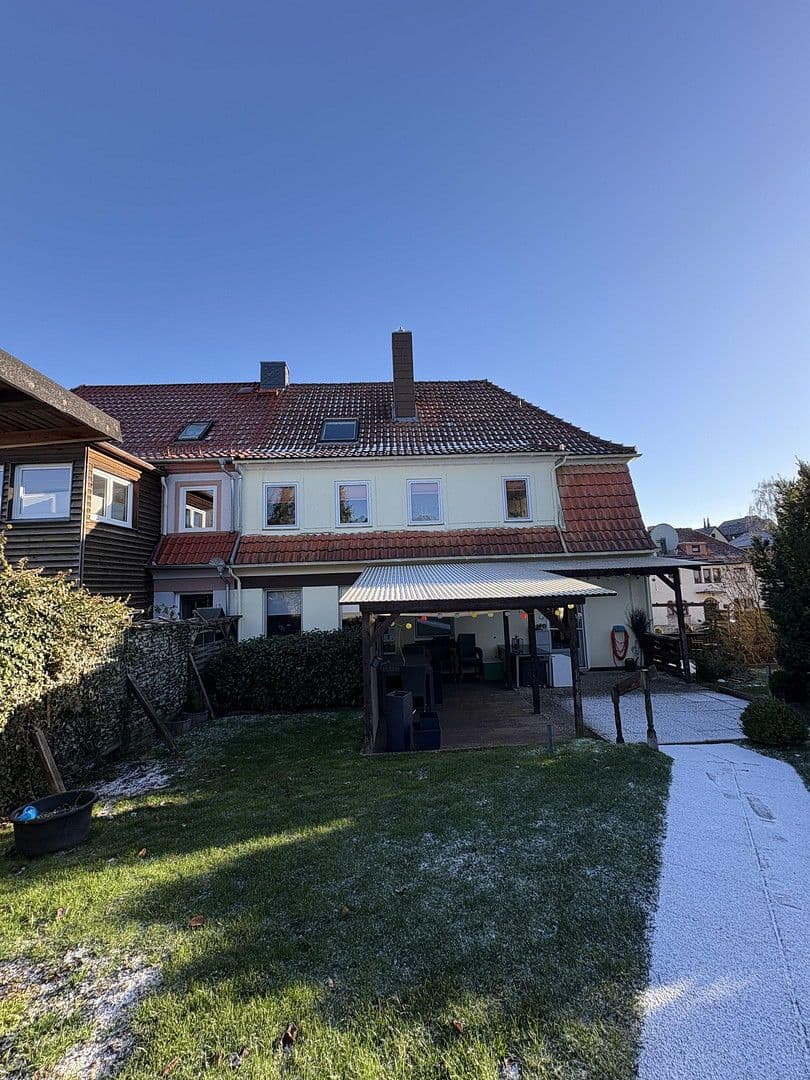 Prodej domu 225 m², pozemek 740 m², Ringstraße 61, Bad Sachsa, Dolní Sasko Prodej domu 225 m², pozemek 740 m², Ringstraße 61, Bad Sachsa, Dolní Sasko