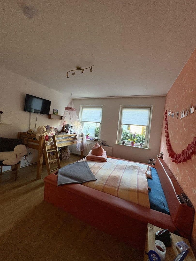 Prodej domu 225 m², pozemek 740 m², Ringstraße 61, Bad Sachsa, Dolní Sasko Prodej domu 225 m², pozemek 740 m², Ringstraße 61, Bad Sachsa, Dolní Sasko