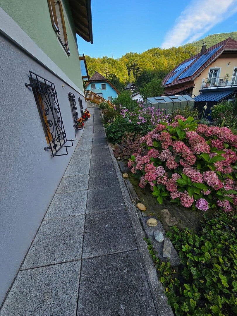 Prodej domu 240 m², pozemek 980 m², Freiland, Dolní Rakousko Prodej domu 240 m², pozemek 980 m², Freiland, Dolní Rakousko