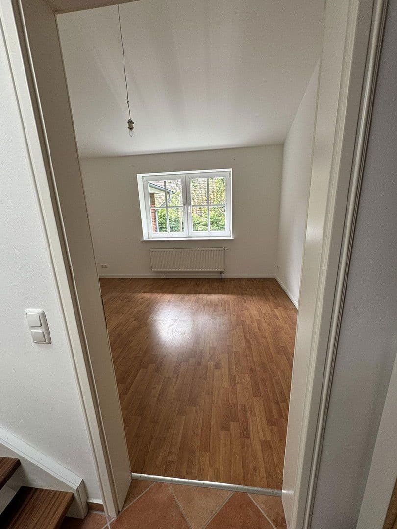 Pronájem bytu 4+1 140 m², Liether Moor 9, Klein Nordende, Šlesvicko-Holštýnsko Pronájem bytu 4+1 140 m², Liether Moor 9, Klein Nordende, Šlesvicko-Holštýnsko