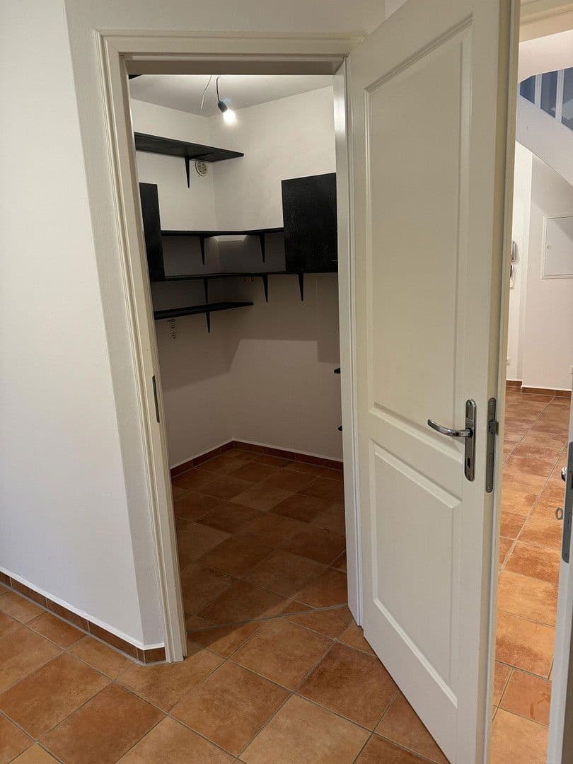 Pronájem bytu 4+1 140 m², Liether Moor 9, Klein Nordende, Šlesvicko-Holštýnsko Pronájem bytu 4+1 140 m², Liether Moor 9, Klein Nordende, Šlesvicko-Holštýnsko