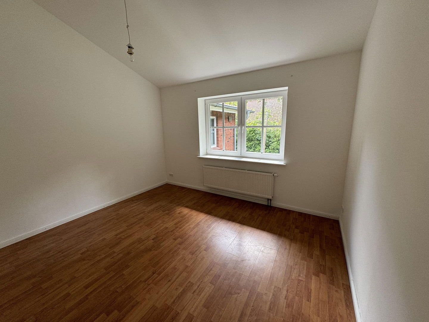 Pronájem bytu 4+1 140 m², Liether Moor 9, Klein Nordende, Šlesvicko-Holštýnsko Pronájem bytu 4+1 140 m², Liether Moor 9, Klein Nordende, Šlesvicko-Holštýnsko