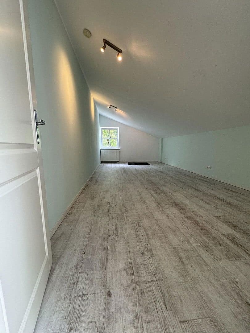 Pronájem bytu 4+1 140 m², Liether Moor 9, Klein Nordende, Šlesvicko-Holštýnsko Pronájem bytu 4+1 140 m², Liether Moor 9, Klein Nordende, Šlesvicko-Holštýnsko