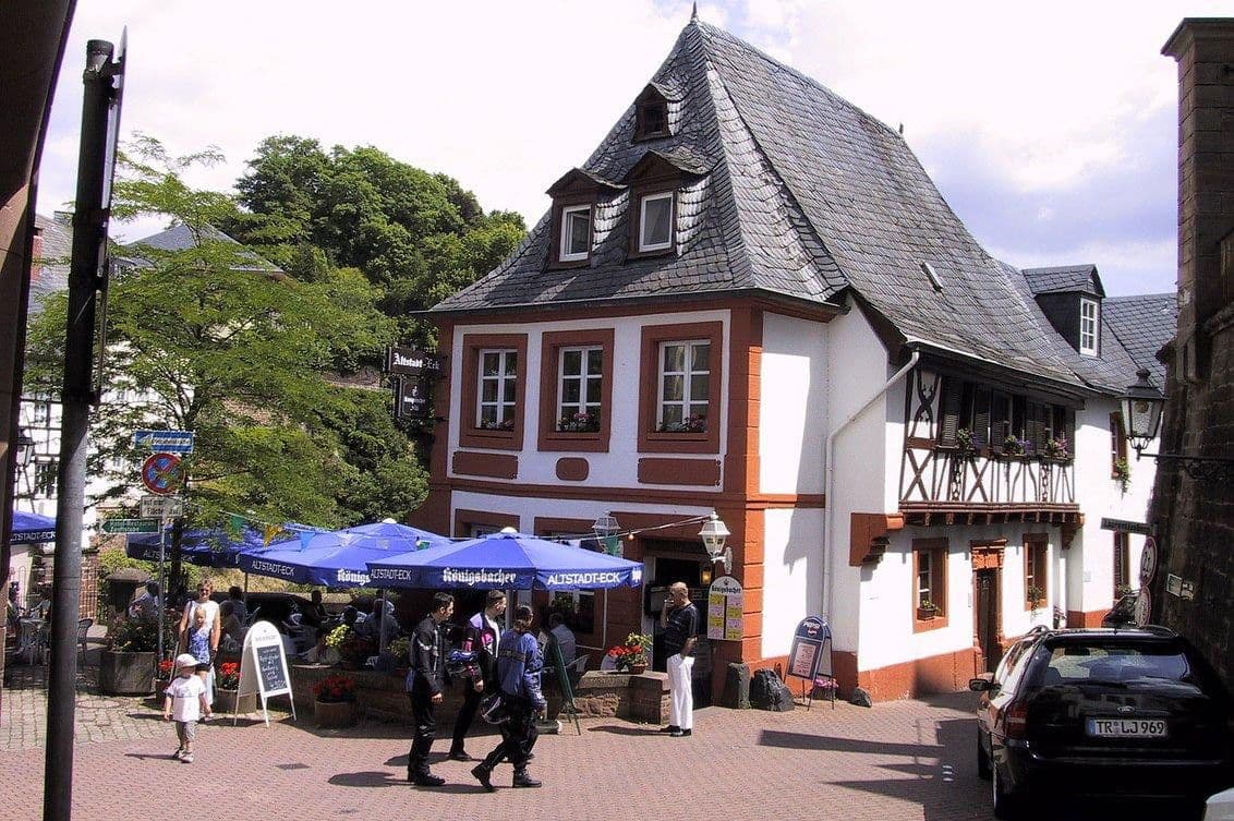 Pronájem nebytového prostoru 105 m², Laurentiusberg 2-4, Saarburg, Porýní-Falc Pronájem nebytového prostoru 105 m², Laurentiusberg 2-4, Saarburg, Porýní-Falc