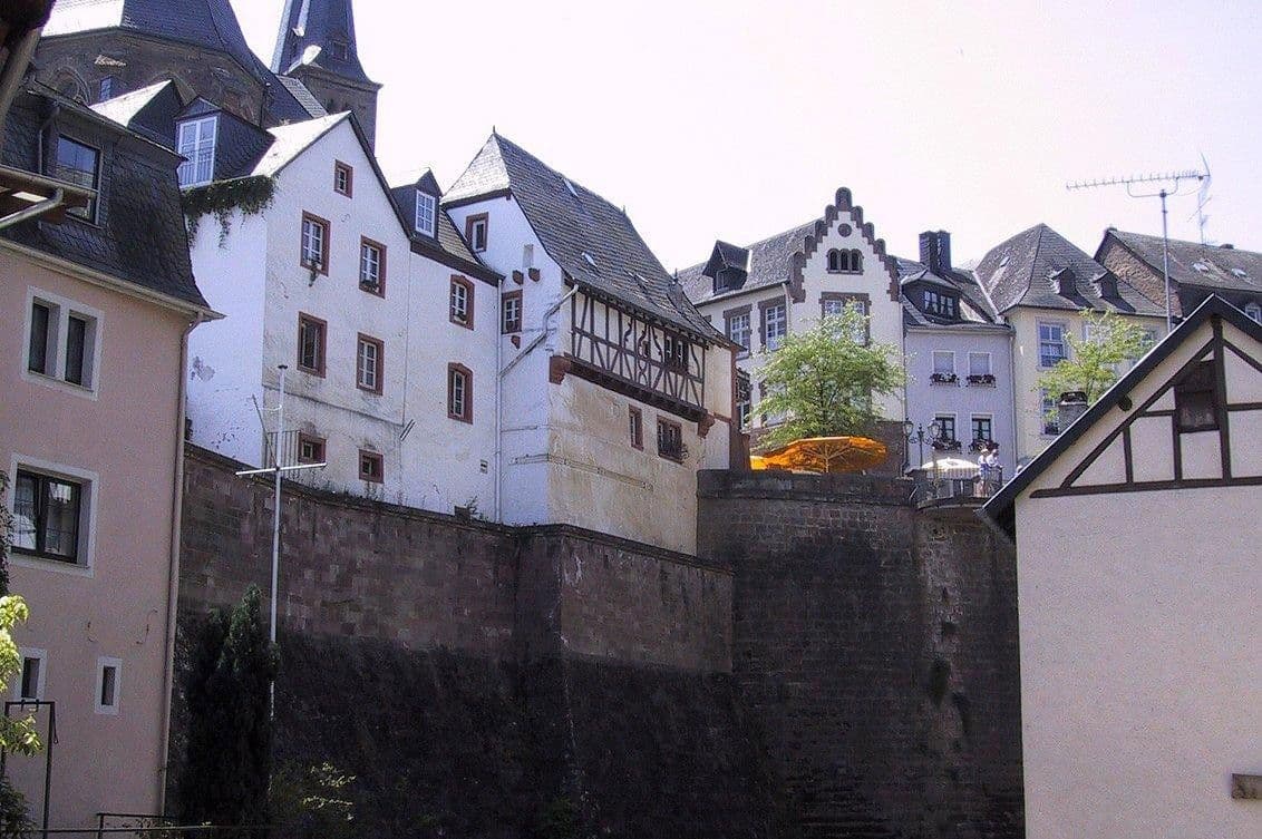 Pronájem nebytového prostoru 105 m², Laurentiusberg 2-4, Saarburg, Porýní-Falc Pronájem nebytového prostoru 105 m², Laurentiusberg 2-4, Saarburg, Porýní-Falc