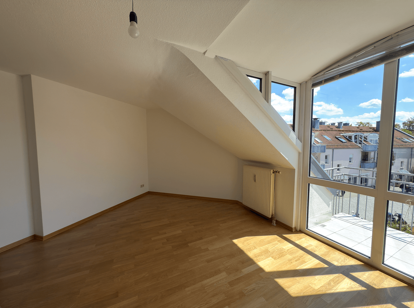 Pronájem bytu 2+1 66 m², Ludwig-Thoma-Straße 42, Ottobrunn, Bavorsko Pronájem bytu 2+1 66 m², Ludwig-Thoma-Straße 42, Ottobrunn, Bavorsko