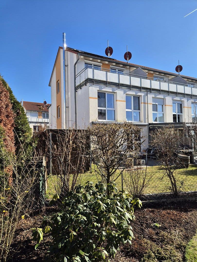 Prodej domu 140 m², pozemek 224 m², Heroldsberg, Bavorsko Prodej domu 140 m², pozemek 224 m², Heroldsberg, Bavorsko