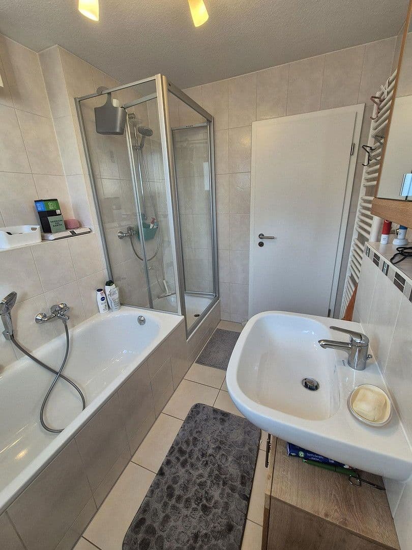 Prodej domu 140 m², pozemek 224 m², Heroldsberg, Bavorsko Prodej domu 140 m², pozemek 224 m², Heroldsberg, Bavorsko