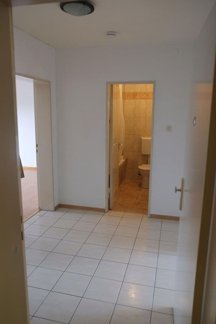 Pronájem bytu 2+1 57 m², Mannheim, Bádensko-Württembersko Pronájem bytu 2+1 57 m², Mannheim, Bádensko-Württembersko