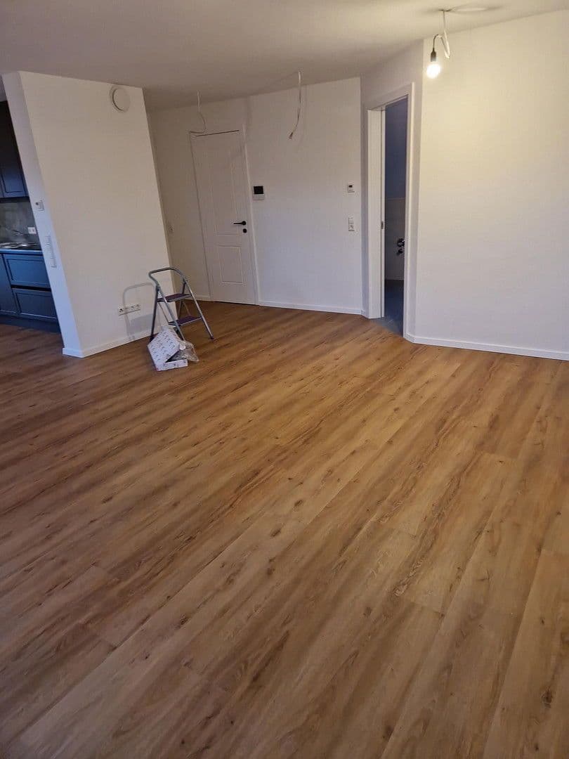 Pronájem bytu 3+1 90 m², Hardthausen am Kocher, Bádensko-Württembersko Pronájem bytu 3+1 90 m², Hardthausen am Kocher, Bádensko-Württembersko