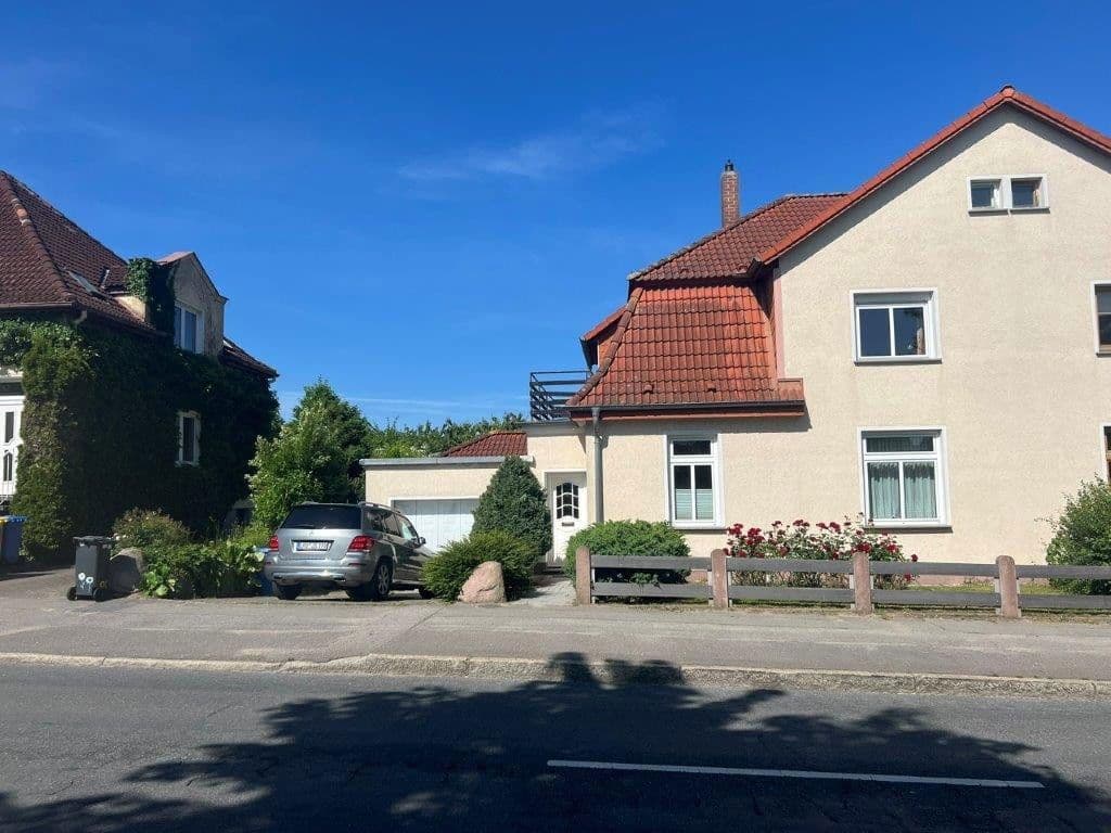 Prodej domu 135 m², pozemek 887 m², Rostock, Mecklenburg-Vorpommern Prodej domu 135 m², pozemek 887 m², Rostock, Mecklenburg-Vorpommern
