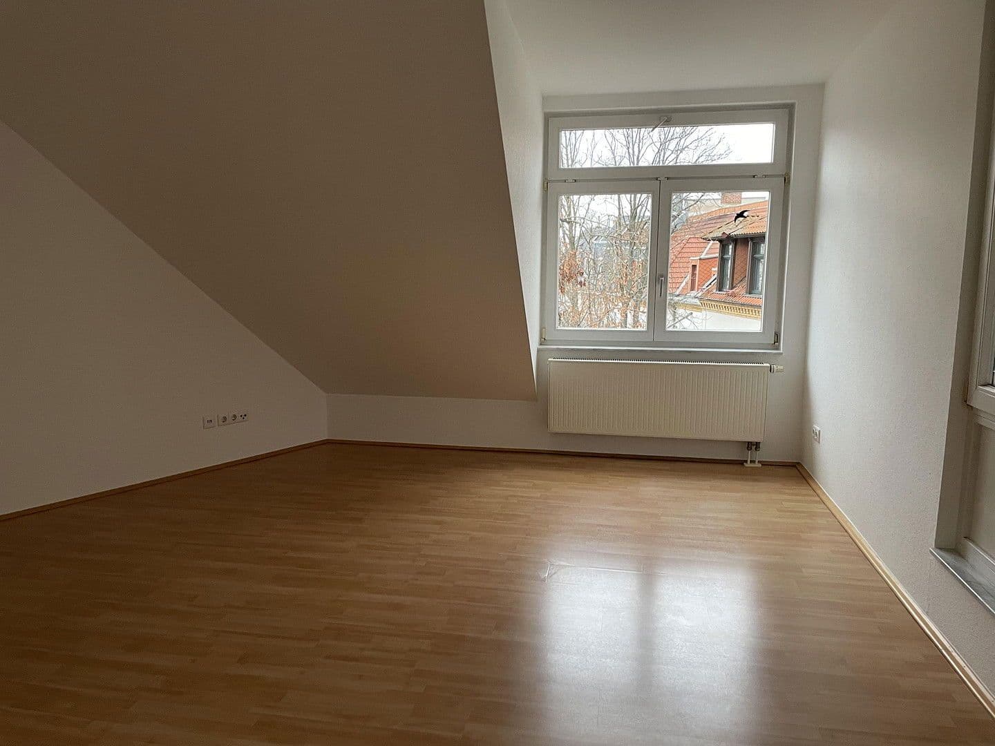Pronájem bytu 5+1 175 m², Dufourstrasse 4, Leipzig, Sasko Pronájem bytu 5+1 175 m², Dufourstrasse 4, Leipzig, Sasko