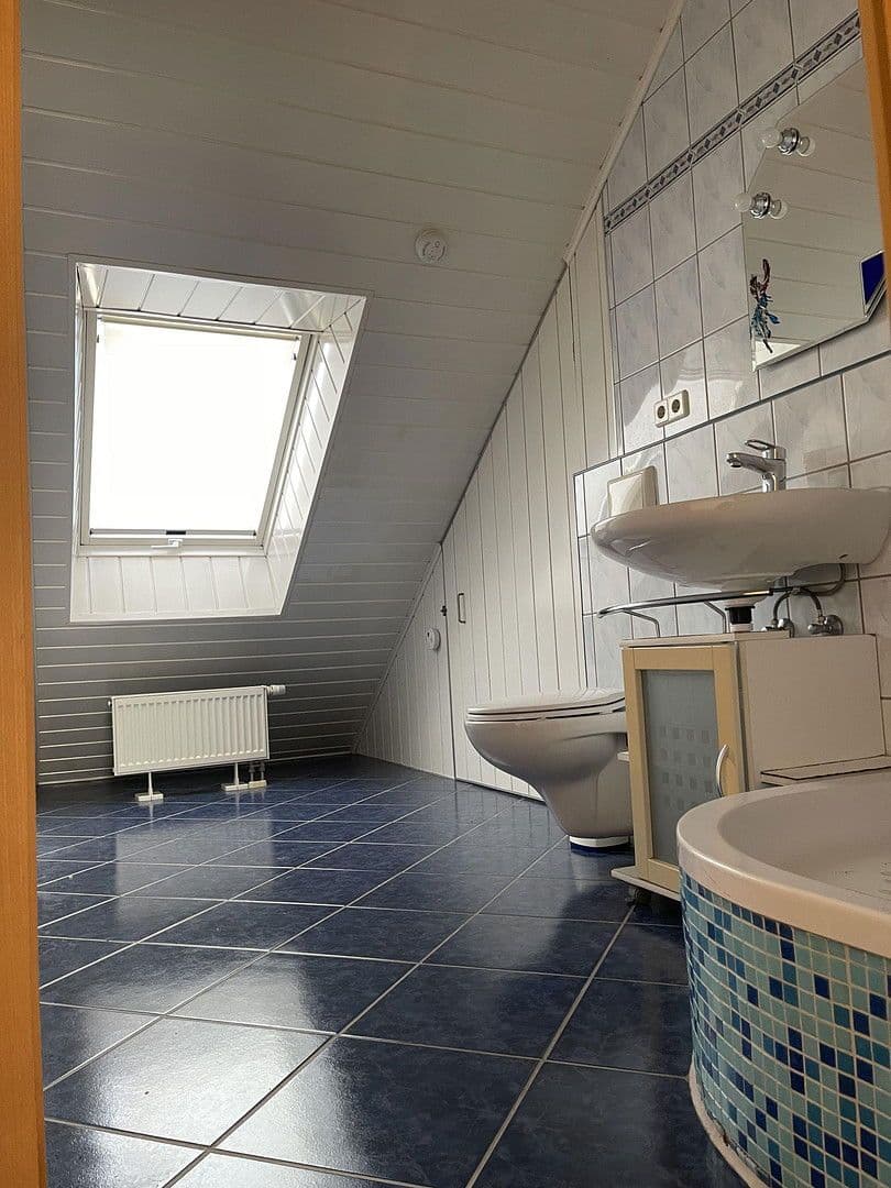 Prodej domu 134 m², pozemek 150 m², Stuttgart, Bádensko-Württembersko Prodej domu 134 m², pozemek 150 m², Stuttgart, Bádensko-Württembersko