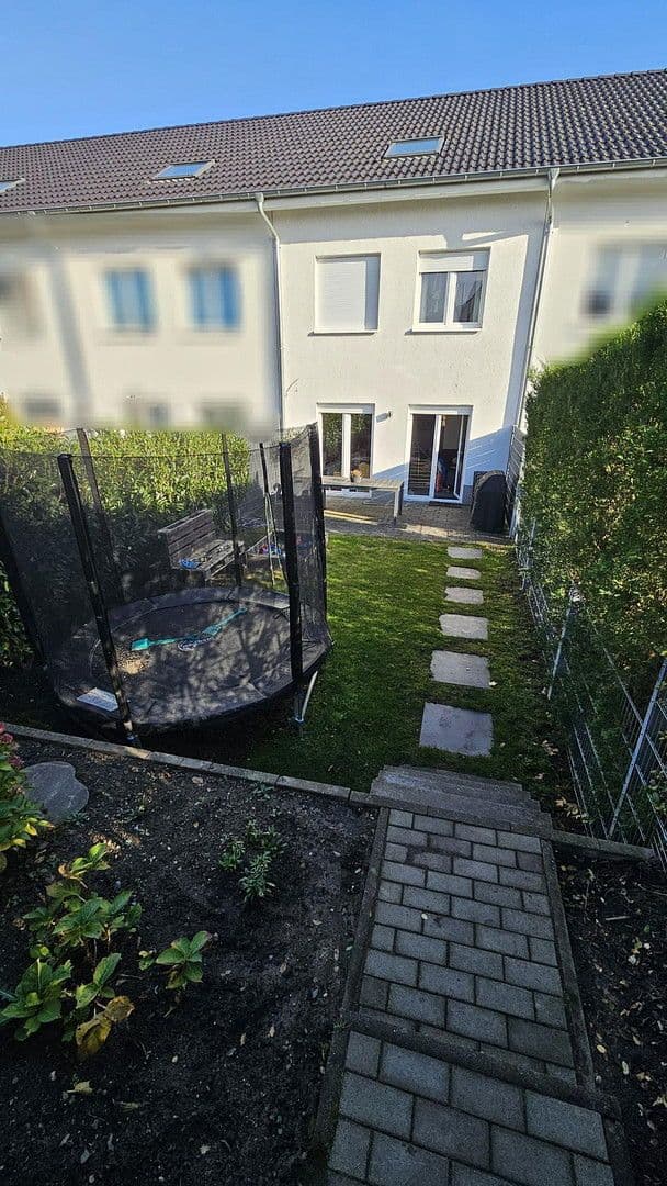 Prodej domu 174 m², pozemek 203 m², Leverkusen, Severní Porýní-Vestfálsko Prodej domu 174 m², pozemek 203 m², Leverkusen, Severní Porýní-Vestfálsko