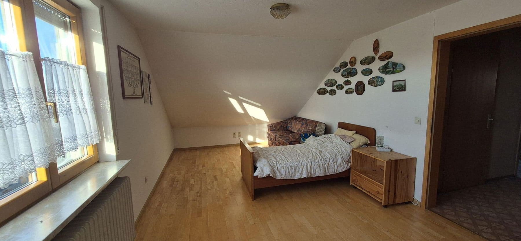 Prodej domu 152 m², pozemek 595 m², Sulz am Neckar, Bádensko-Württembersko Prodej domu 152 m², pozemek 595 m², Sulz am Neckar, Bádensko-Württembersko