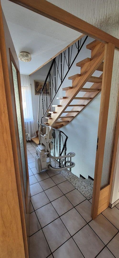 Prodej domu 152 m², pozemek 595 m², Sulz am Neckar, Bádensko-Württembersko Prodej domu 152 m², pozemek 595 m², Sulz am Neckar, Bádensko-Württembersko