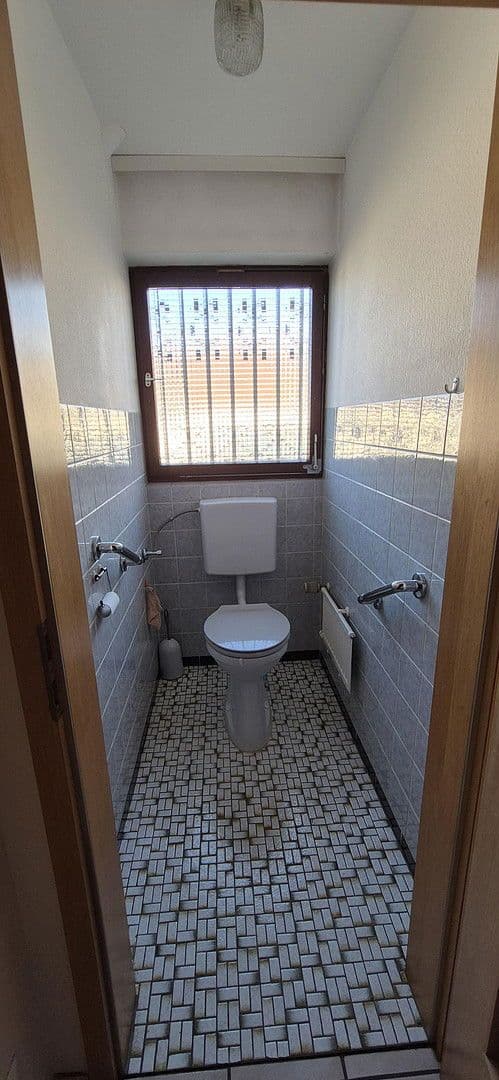 Prodej domu 152 m², pozemek 595 m², Sulz am Neckar, Bádensko-Württembersko Prodej domu 152 m², pozemek 595 m², Sulz am Neckar, Bádensko-Württembersko