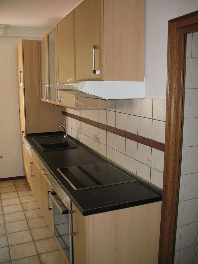Pronájem bytu 174 m², Gänsfelderstraße 14, Zeltingen-Rachtig, Porýní-Falc Pronájem bytu 174 m², Gänsfelderstraße 14, Zeltingen-Rachtig, Porýní-Falc